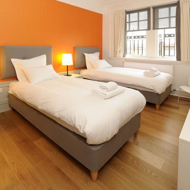 Grasshopper Hotel, Glasgow